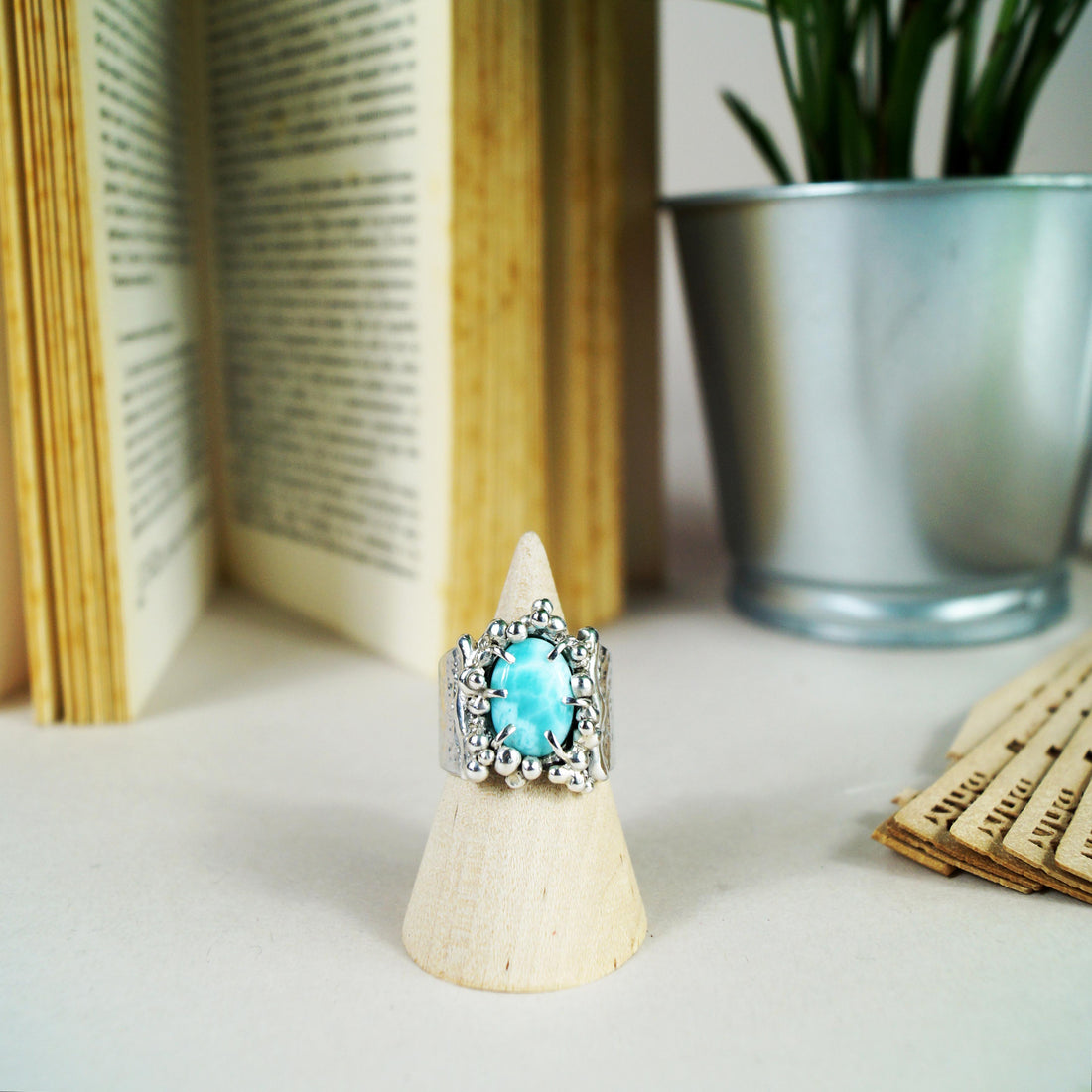DESSINS ET BIJOUX SUR MESURE