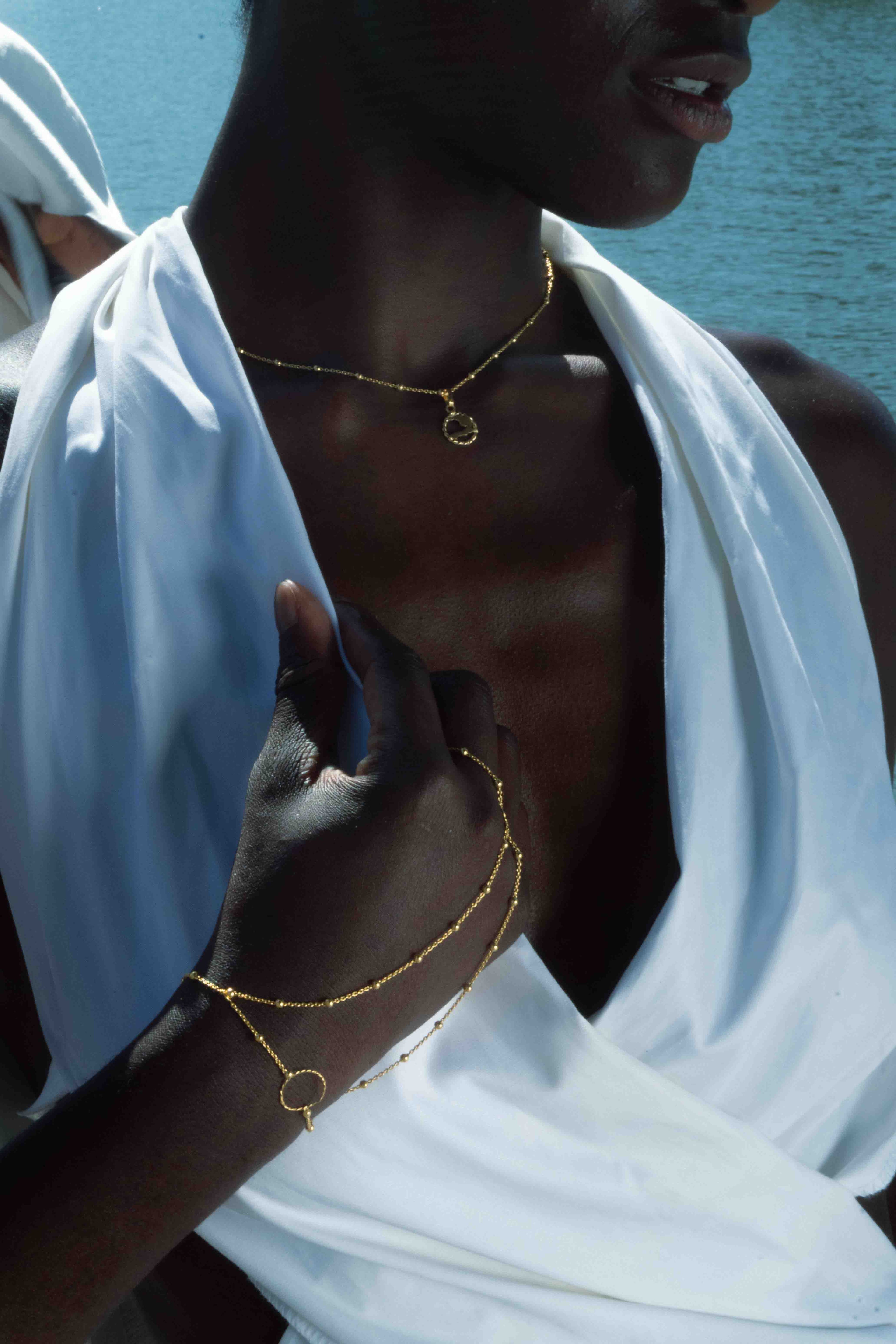 BIJOU DE MAIN Zion